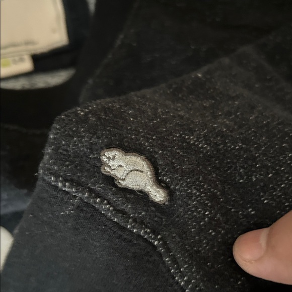 Roots black Sweatshirt with White Beaver Design - Picture 4 of 6